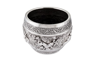 Lot 170 - A large early 20th century Anglo – Indian unmarked silver bowl, Poona circa 1900