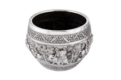 Lot 170 - A large early 20th century Anglo – Indian unmarked silver bowl, Poona circa 1900