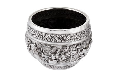 Lot 170 - A large early 20th century Anglo – Indian unmarked silver bowl, Poona circa 1900