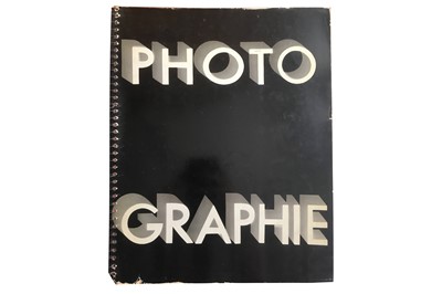 Lot 1093 - Photography annuals.- Photographie