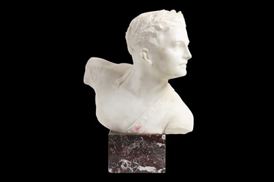 Lot 23 - PROFESSOR OTTO POERTZEL (1876-1963): A 1920'S ALABASTER AND MARBLE BUST OF GREEK ATHLETE
