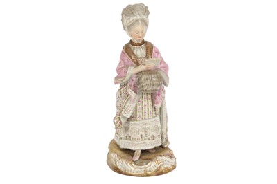 Lot 171 - A MEISSEN PORCELAIN FIGURE OF A LADY READING A LETTER WITH A GREY MUFF, LATE 19TH CENTURY