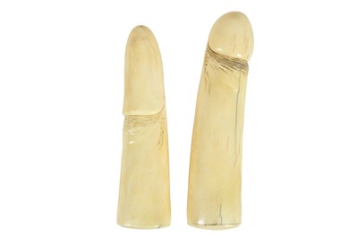 Lot 153 - A 19TH CENTURY ENGLISH CARVED IVORY PHALLUS IN MAHOGANY CASE