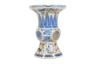 Lot 167 - A CHINESE PORCELAIN SQUAT GU VASE, MID/LATE 19TH CENTURY