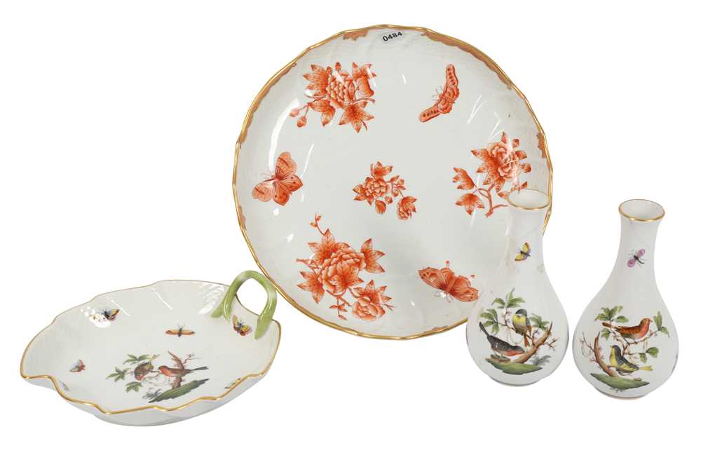 Lot 33 - A HEREND PORCELAIN DISH, 20TH CENTURY