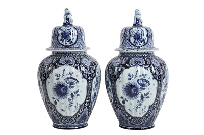 Lot 99 - A PAIR OF LATE 19TH CENTURY DELFT POTTERY URNS BY PETRUS REGOUT, MAASTRICHT