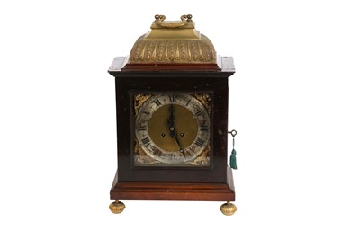 Lot 281 - A GEORGE III STYLE MAHOGANY CASE BRACKET CLOCK WITH LATER MOVEMENT