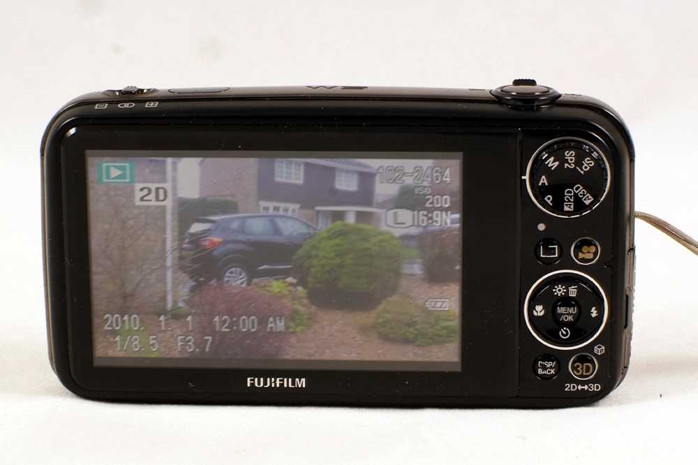 Lot 66 Fuji FinePix Real 3D W3 Digital Stereo Camera.