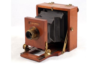 Lot 173 - Lancaster Le "Merveilloux" Quarter Plate Camera with Un-named Brass Lens.