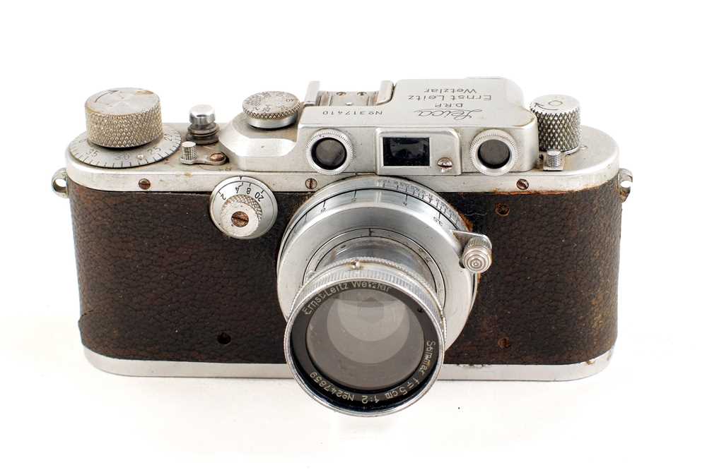 Lot 122 - Chrome Leica IIIb with 50mm f2 Summar Lens.