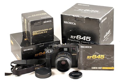 Lot 168 - A Boxed Bronica RF645 Medium Format Rangefinder Camera Set.
