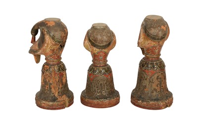 Lot 342 - THREE POLYCHROME-PAINTED AND LACQUERED PAPIER-MÂCHÉ DUCK CHARPAI LEGS