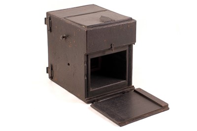 Lot 7 - An Early Ross Portable Divided Camera, circa 1892.