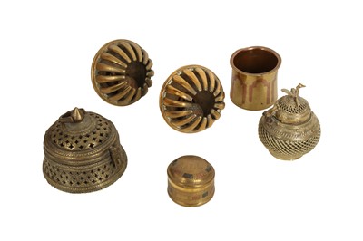 Lot 217 - A MISCELLANEOUS GROUP OF INDIAN BRASS VESSELS