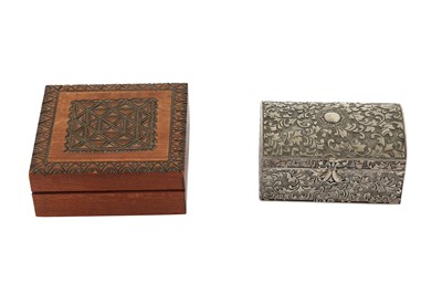 Lot 695 - TWO SMALL BOXES