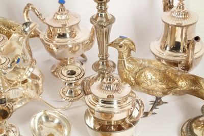 Lot 189 - A SIX PIECE SILVER PLATED COFFEE AND TEA SERVICE BY REED AND BARTON, 20TH CENTURY