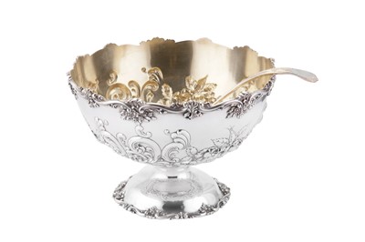 Lot 186 - A 20TH CENTURY AMERICAN STERLING SILVER PUNCH BOWL, BOSTON BY FOSTER AND CO