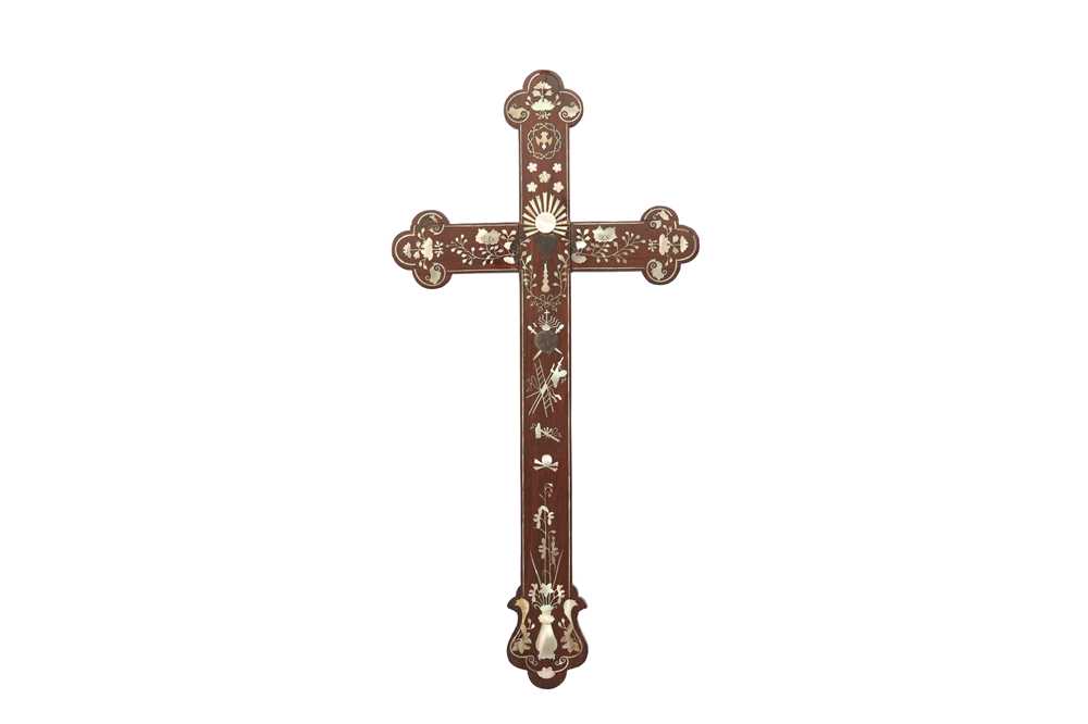 Lot 755 - A CHINESE MOTHER OF PEARL-INLAID WOOD CROSS.