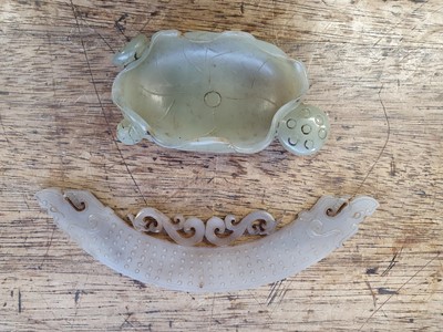 Lot 41 - A CHINESE JADE WASHER AND A JADE CHIME.