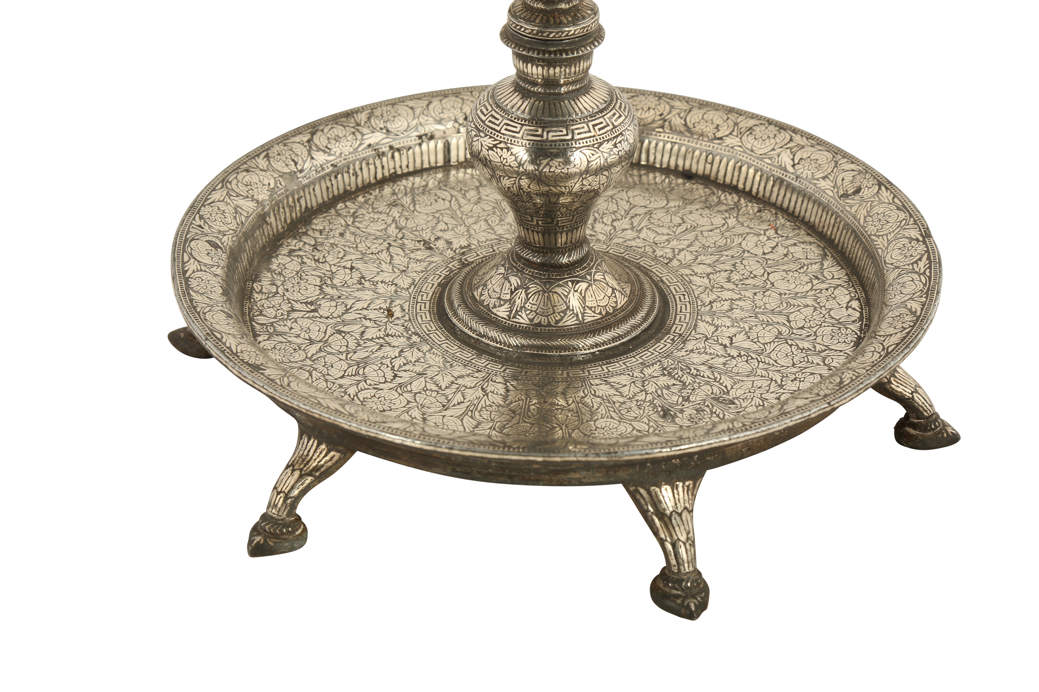 Lot 241 - A LARGE BIDRI SILVER-INLAID FIVE-PRONGED