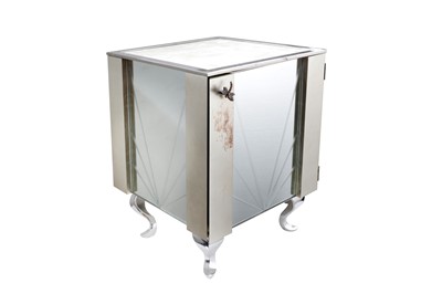 Lot 294 - A BEDSIDE CABINET, CONTEMPORARY