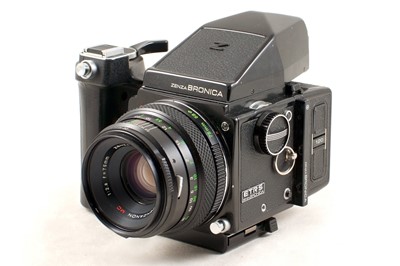 Lot 169 - Bronica ETRS Medium Format Outfit.