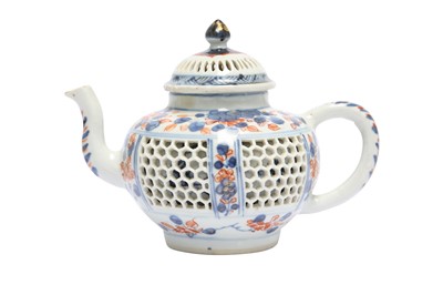 Lot 255 - A CHINESE IMARI DOUBLE WALLED TEAPOT AND COVER.