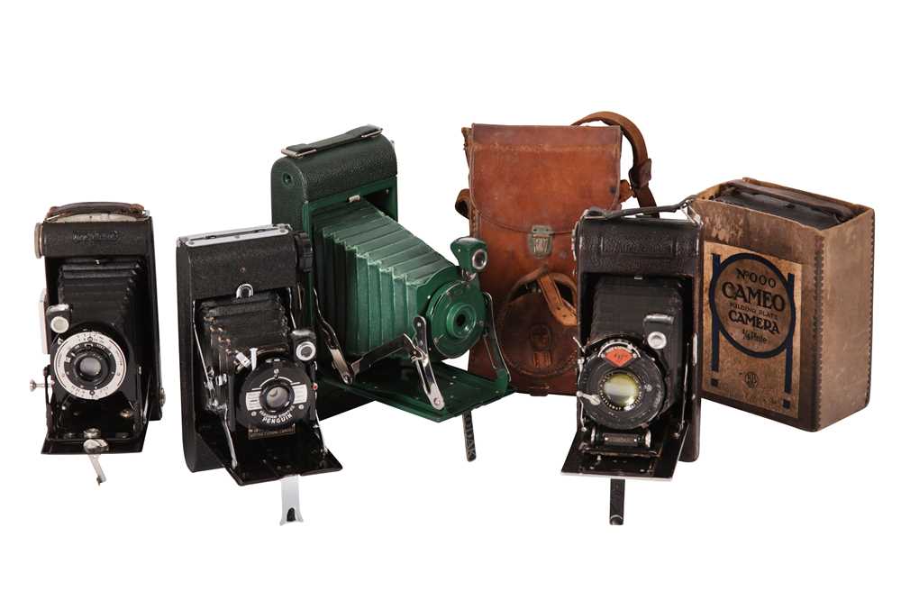 Lot 255 - A Selection of Early 20th Century Folding Cameras