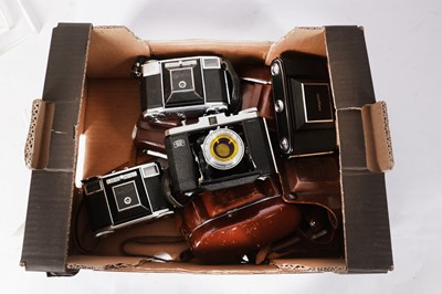 Lot 258 - A Selection of Folding Zeiss Ikon Cameras