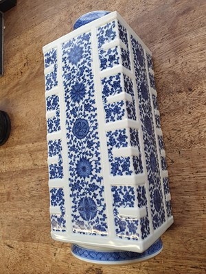 Lot 151 - A CHINESE BLUE AND WHITE 'CONG' VASE.