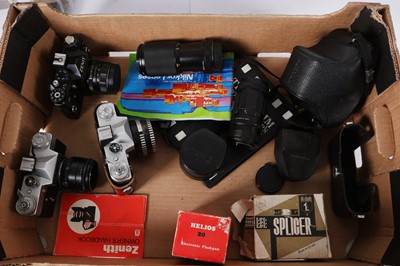 Lot 87 - A Selection of SLR Cameras
