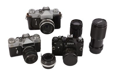 Lot 87 - A Selection of SLR Cameras