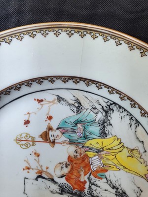 Lot 52 - A PAIR OF CHINESE FAMILLE ROSE 'LUOHANS' DISHES.