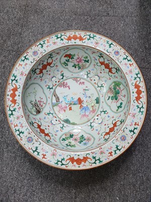 Lot 282 - A CHINESE FAMILLE ROSE 'BOYS' BASIN.