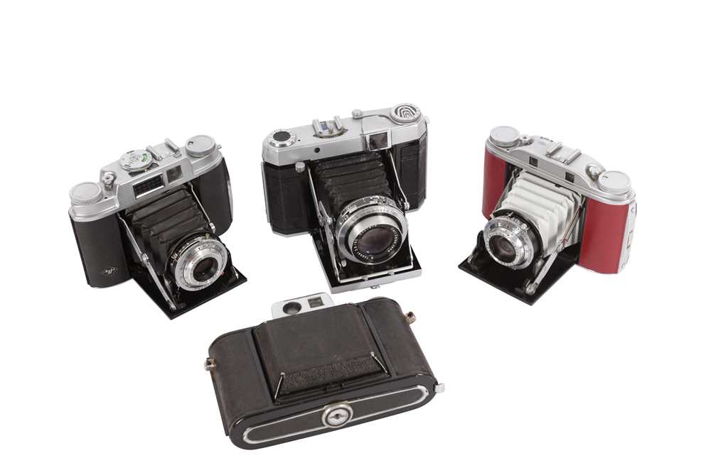 Lot 135 - A Selection of Folding Cameras