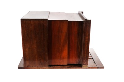 Lot 180 - A Unmarked Large Tailboard Wet Plate Camera