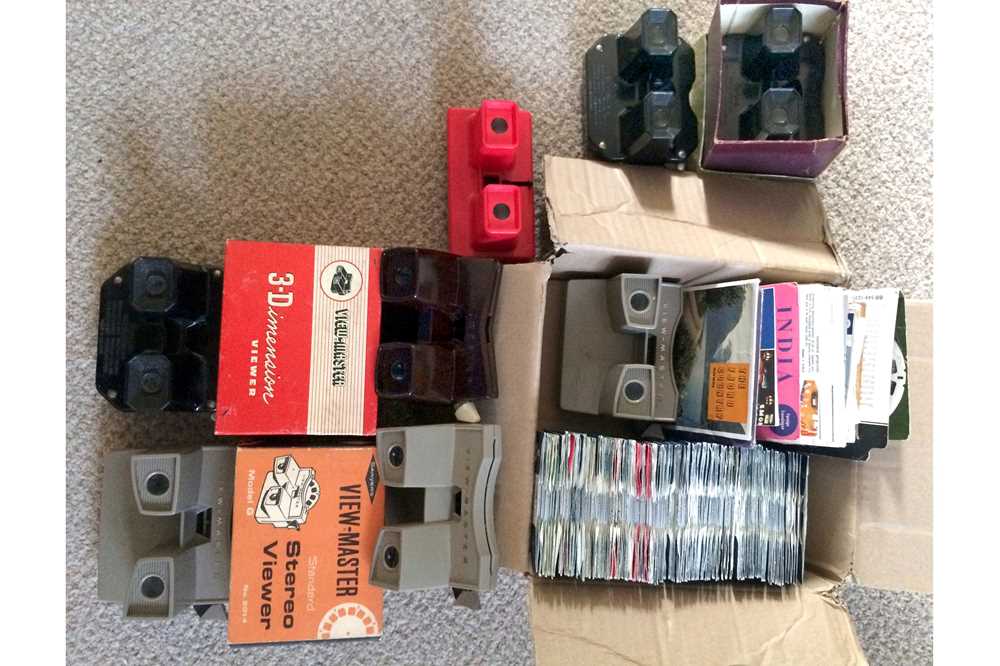 Lot 400 - A Selection of View Master 3D Reels 