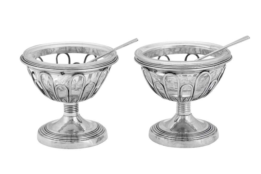 Lot 133 - A pair of Charles X / Louis Phillipe early 19th century French 950 standard silver salts, Paris 1819-38 by Pierre Jacques Meurice (reg. 1806)