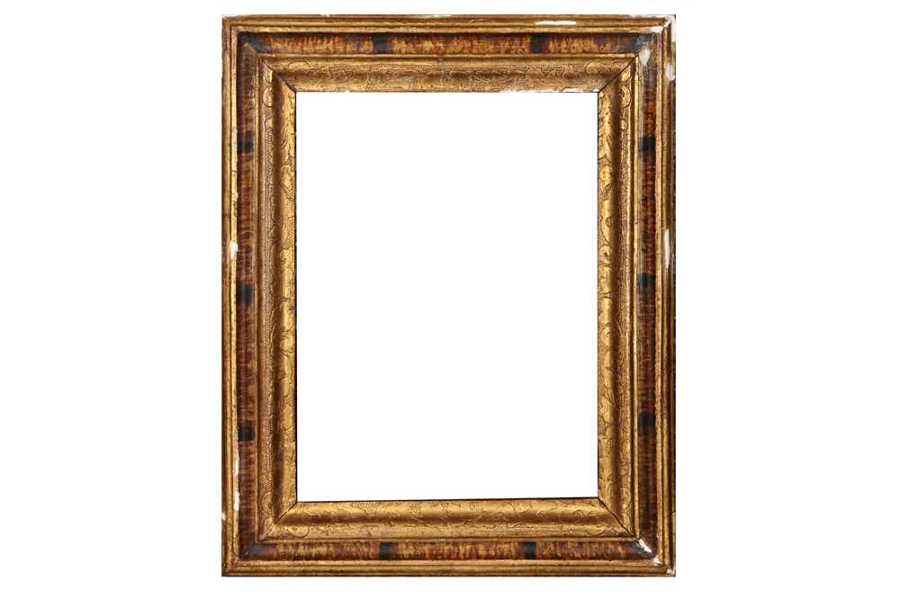 Lot 172 - AN ITALIAN 18/19TH CENTURY FAUX TORTOISESHELL  PAINTED CARVED MOULDING FRAME