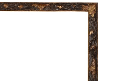 Lot 171 - A BOLOGNESE 17TH CENTURY STYLE CARVED AND PARTIALLY GILDED FRAME