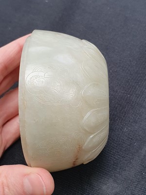 Lot 193 - A CHINESE PALE CELADON JADE 'LOTUS POD' BOX AND COVER.