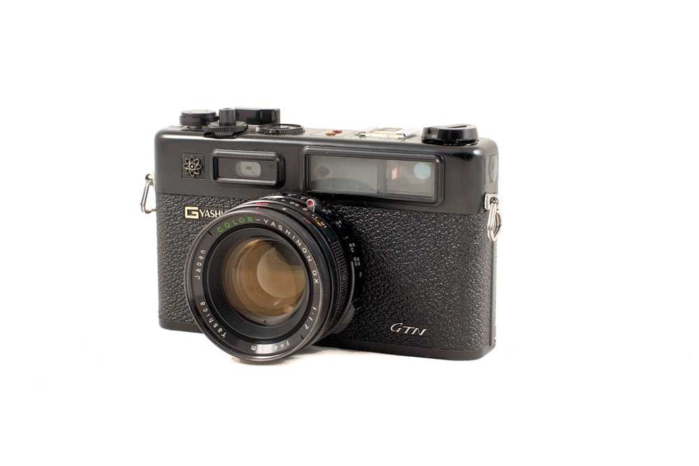 Lot 216 - Black Yashica Electro 35 GTN Rangefinder