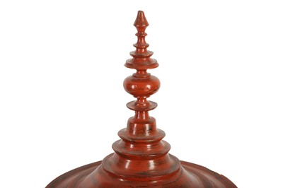 Lot 682 - A BURMESE (MANDALAY) RED LACQUERED OFFERING JAR, HSUN-OK