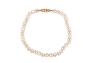 Lot 313 - A CULTURED PEARL AND DIAMOND NECKLACE