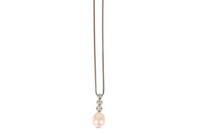 Lot 145 - A cultured pearl and diamond pendant necklace
