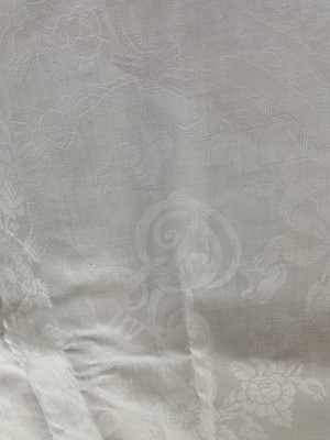 Lot 404 - EDWARD VII SUPERB DAMASK TABLECLOTH