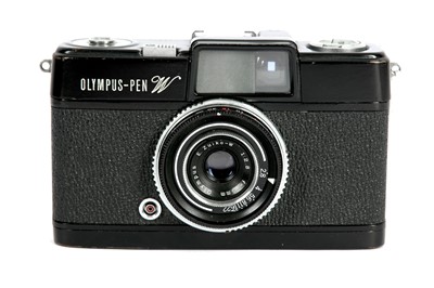 Lot 325 - A Olympus-Pen W Half Frame 35mm Camera