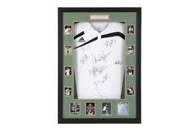 Lot 419 - TENNIS T-SHIRT SIGNED BY TENNIS CHAMPIONS
