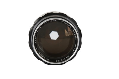Lot 293 - A Nikon 10.5cm f/2.5 Nikkor-P Auto Lens