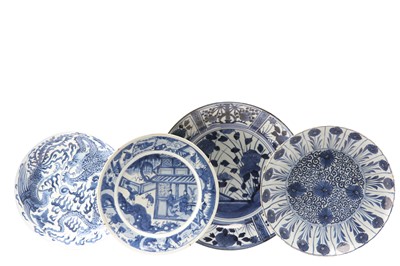 Lot 791 - FOUR CHINESE BLUE AND WHITE DISHES.
